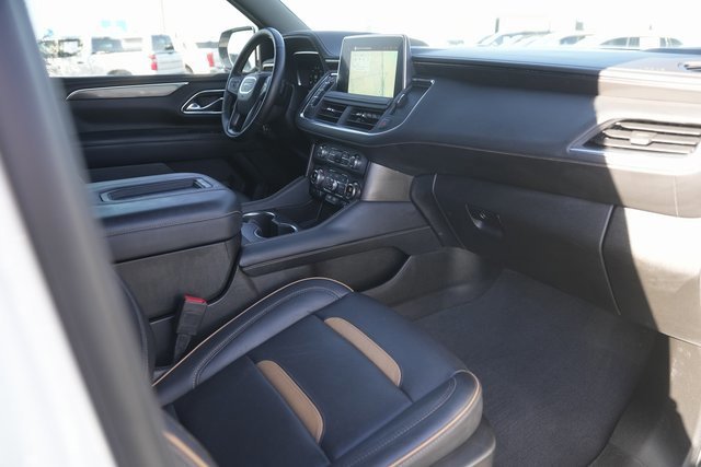 Used 2023 GMC Yukon AT4 w/ Technology Package image 18