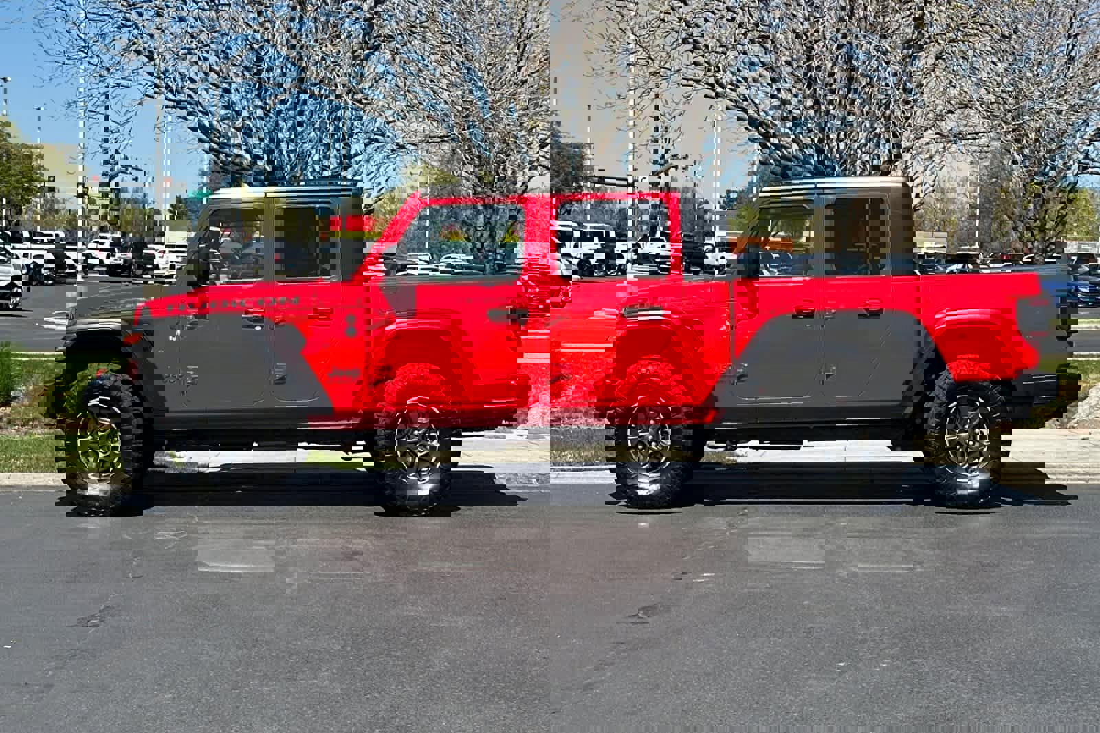 Used 2020 Jeep Gladiator Rubicon image 5