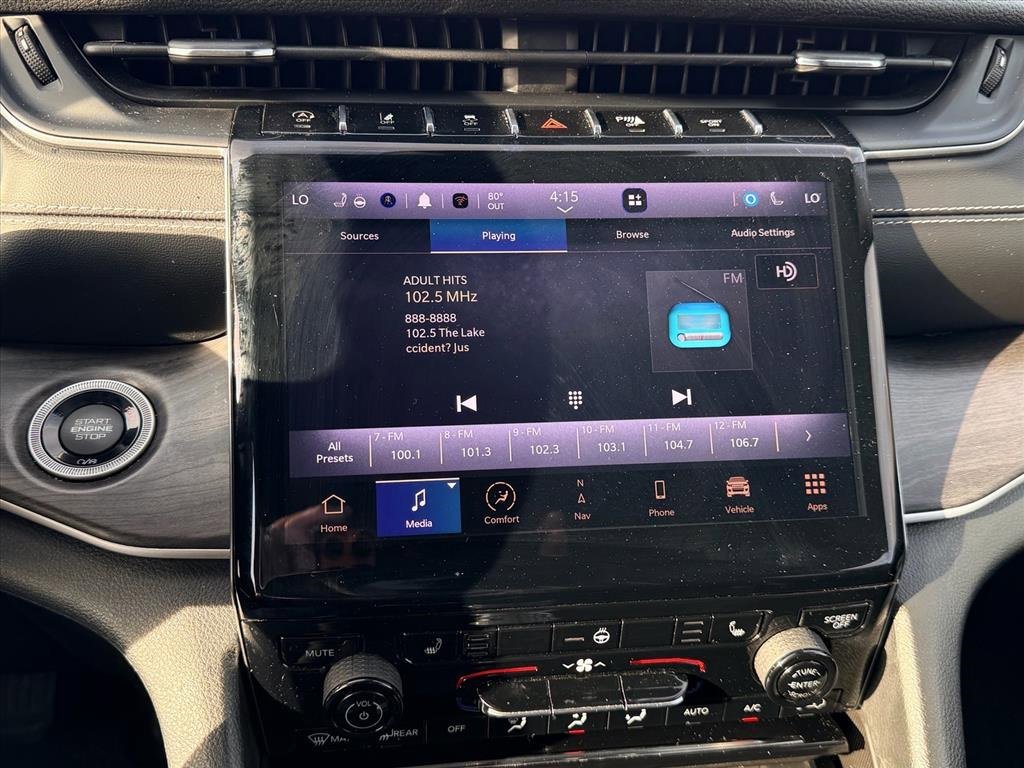 Used 2023 Jeep Grand Cherokee Limited image 20