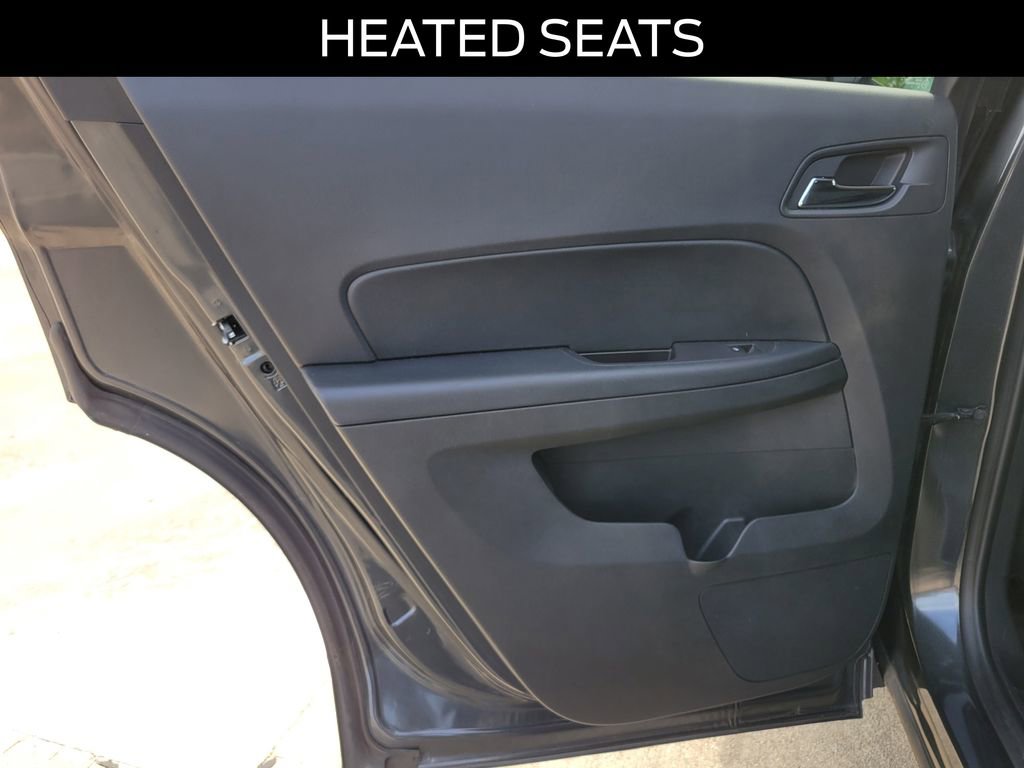 Used 2017 Chevrolet Equinox LT w/ Convenience Package image 12