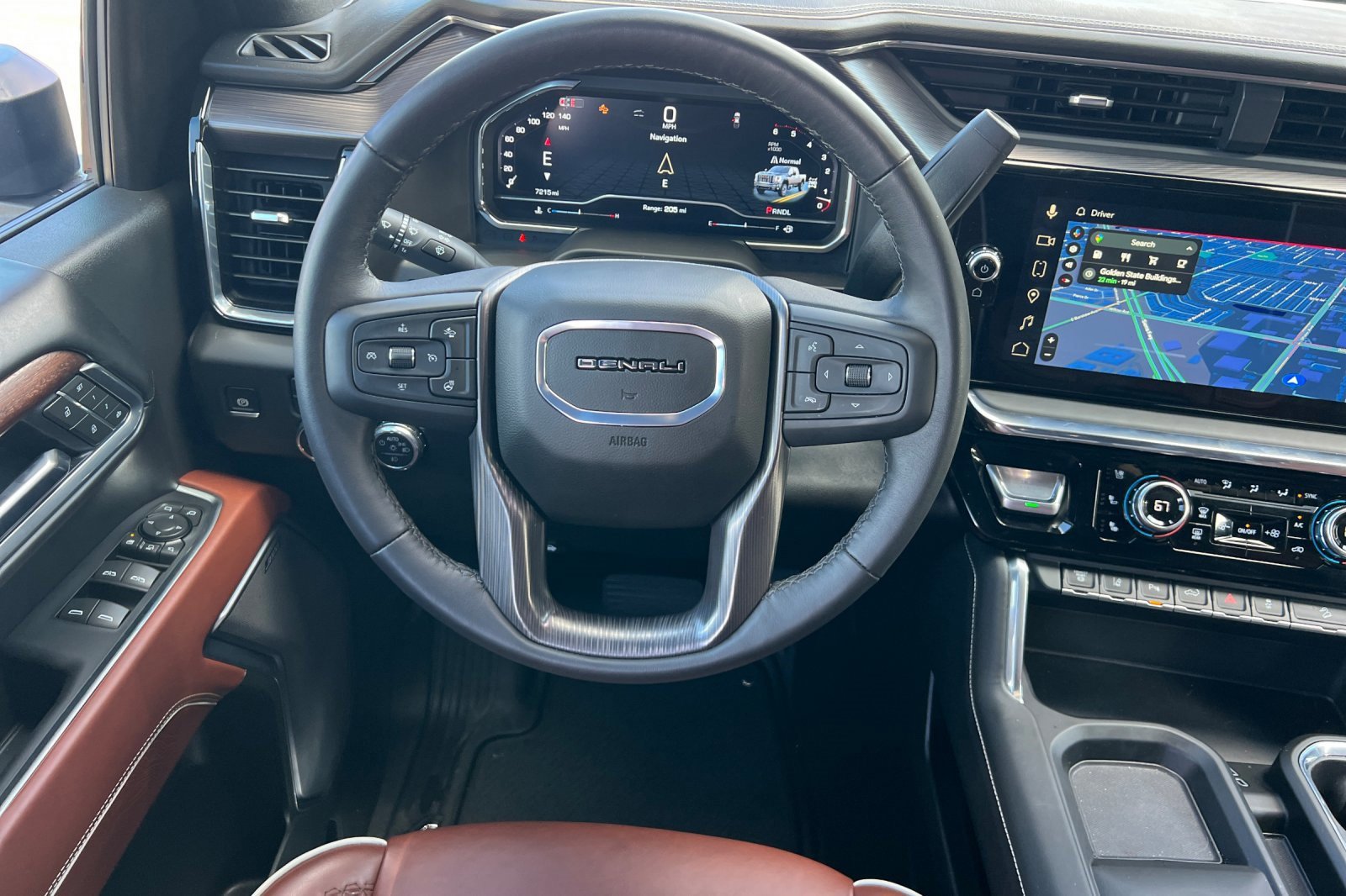 Used 2025 GMC Sierra 2500 Denali Ultimate image 15