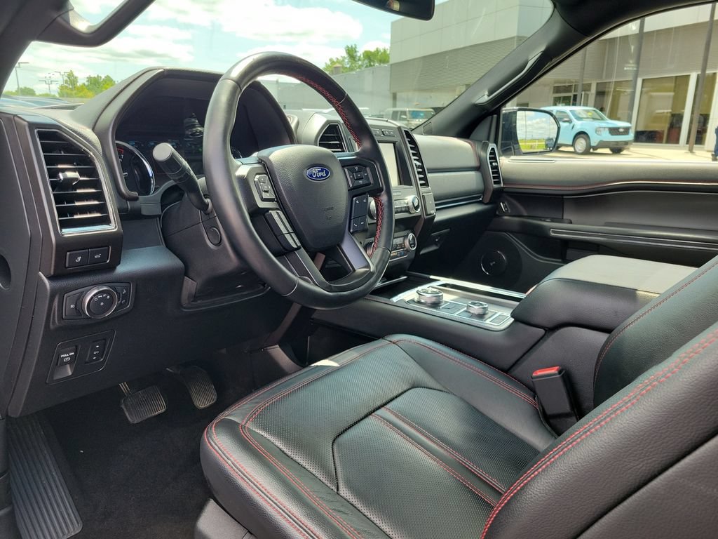Certified 2019 Ford Expedition Limited w/ Equipment Group 303A AWD/4WD image 21