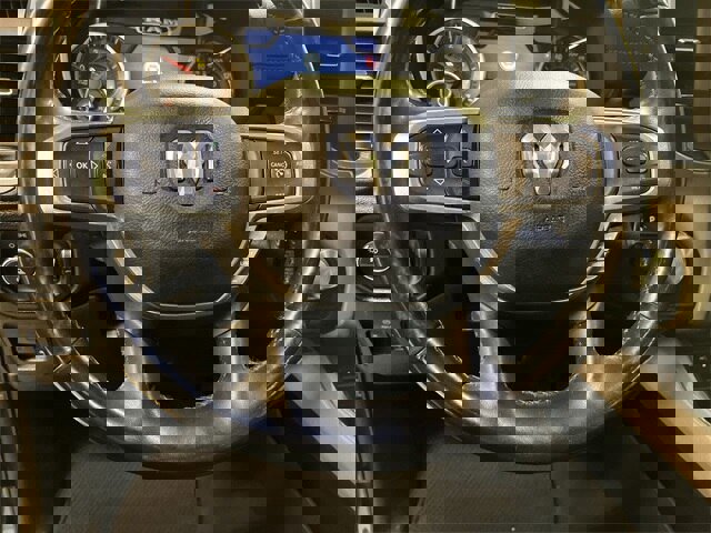 Used 2019 RAM 1500 Laramie image 9