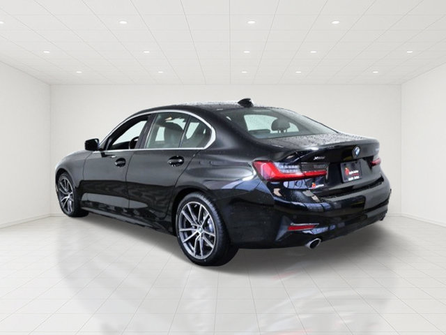 Used 2021 BMW 330i xDrive Sedan w/ Convenience Package AWD/4WD image 4