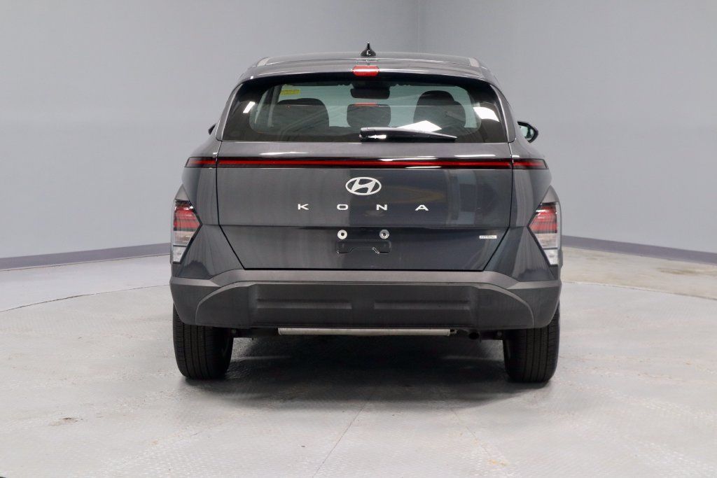 Used 2024 Hyundai Kona SE AWD/4WD image 9
