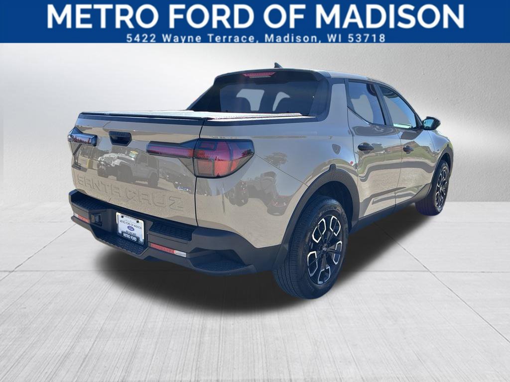 Used 2023 Hyundai Santa Cruz SEL w/ Cargo Package AWD/4WD image 7