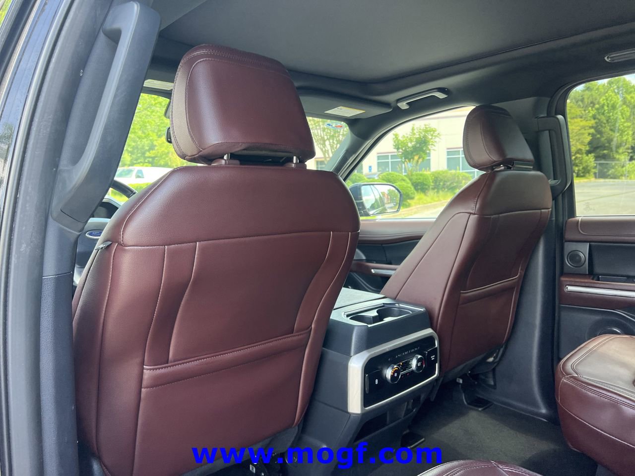 Certified 2024 Ford Expedition Limited RWD image 23