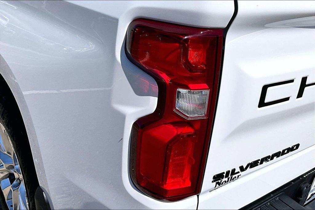 Used 2021 Chevrolet Silverado 1500 LTZ w/ Z71 Off-Road Package AWD/4WD image 31