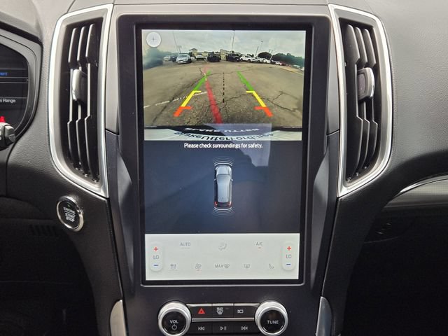Certified 2022 Ford Edge Titanium AWD/4WD image 17