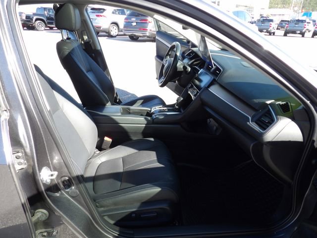 Used 2018 Honda Civic Touring image 30