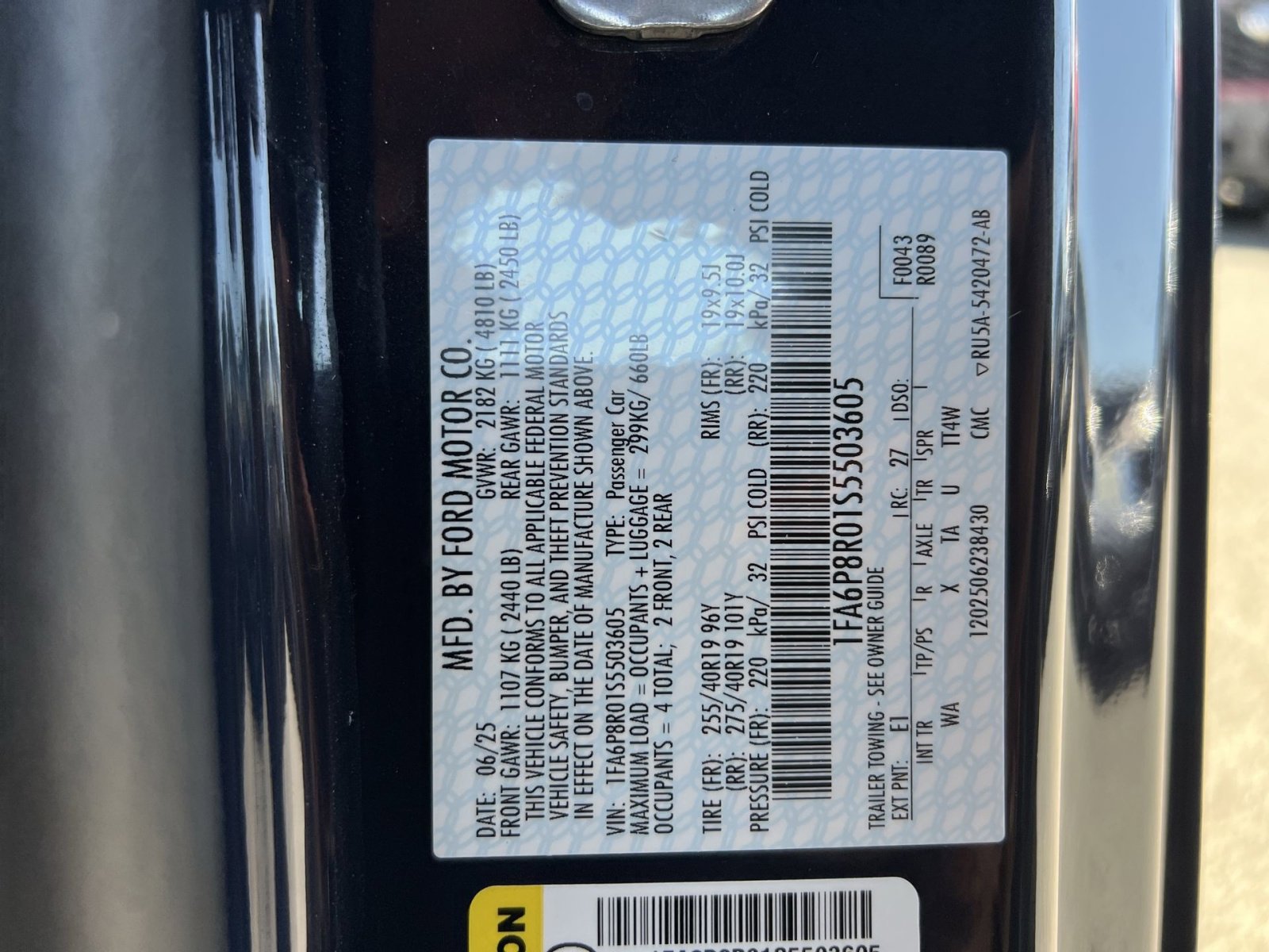 Certified 2025 Ford Mustang Dark Horse RWD image 35