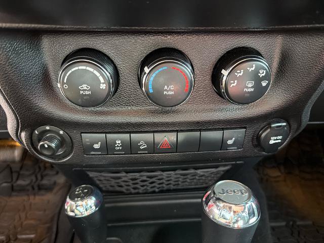 Used 2017 Jeep Wrangler Unlimited Sport w/ Quick Order Package 24S AWD/4WD image 28
