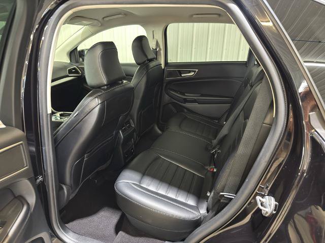 Certified 2023 Ford Edge SEL w/ Convenience Package AWD/4WD image 9