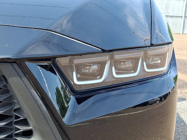 Certified 2024 Ford Mustang Coupe RWD image 9