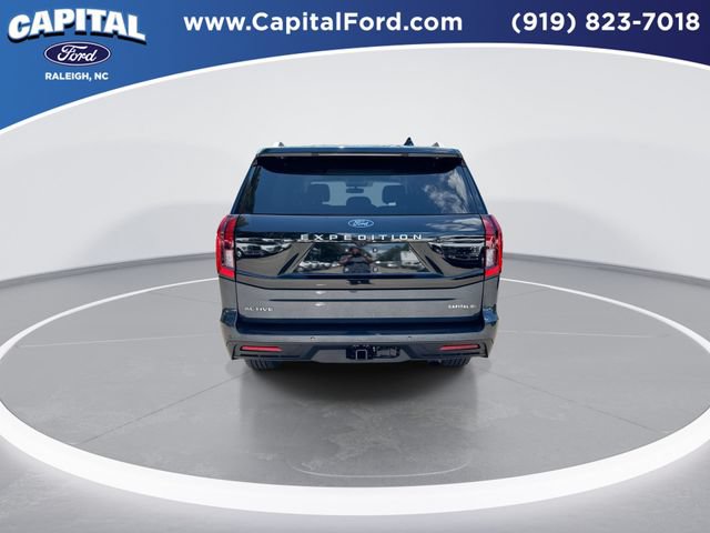 Certified 2025 Ford Expedition Active RWD image 7