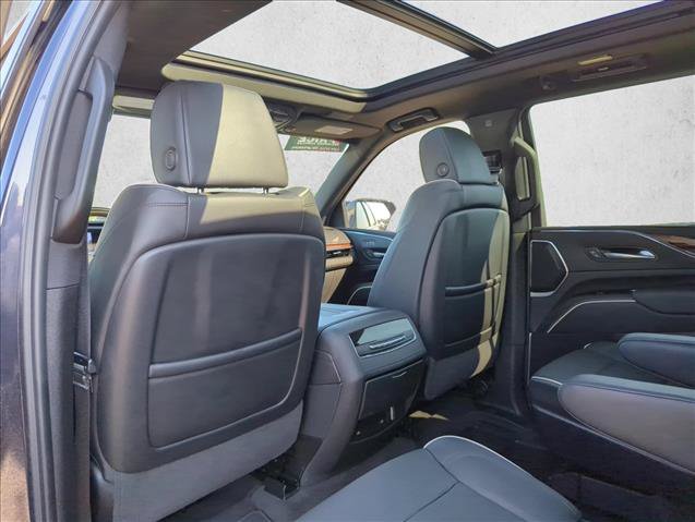 Used 2024 Cadillac Escalade Premium Luxury w/ LPO, Floor Liner Package AWD/4WD image 17