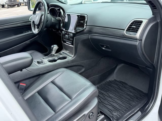 Used 2021 Jeep Grand Cherokee Limited AWD/4WD image 16