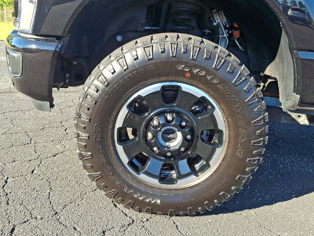 Certified 2026 Ford F350 Platinum w/ Tremor Off-Road Package AWD/4WD image 8