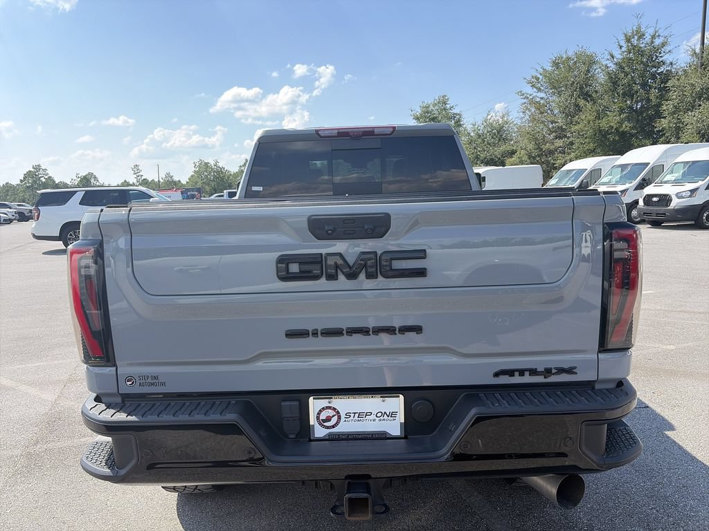 Used 2025 GMC Sierra 2500 AT4X AWD/4WD image 6