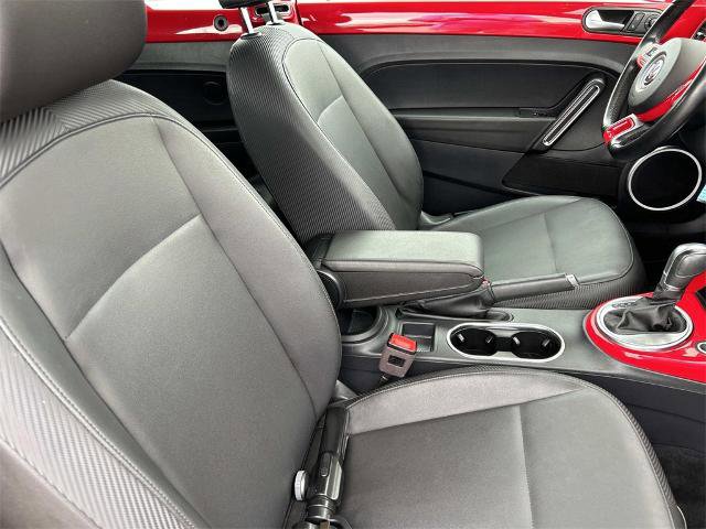 Used 2018 Volkswagen Beetle 2.0T S image 16