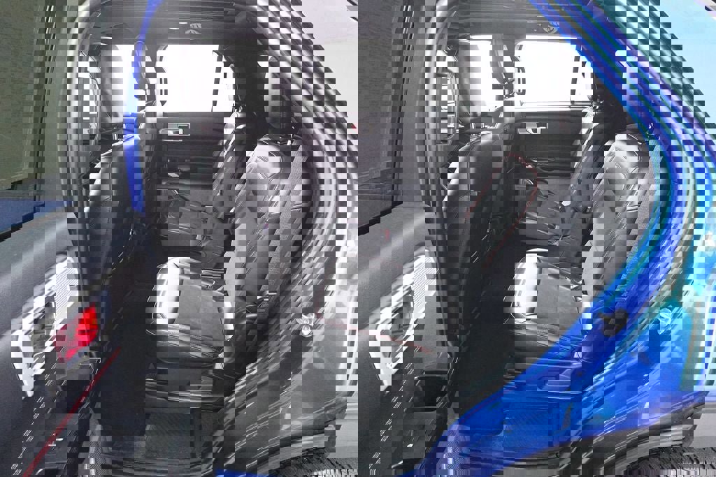 Certified 2023 Ford Explorer ST-Line image 25