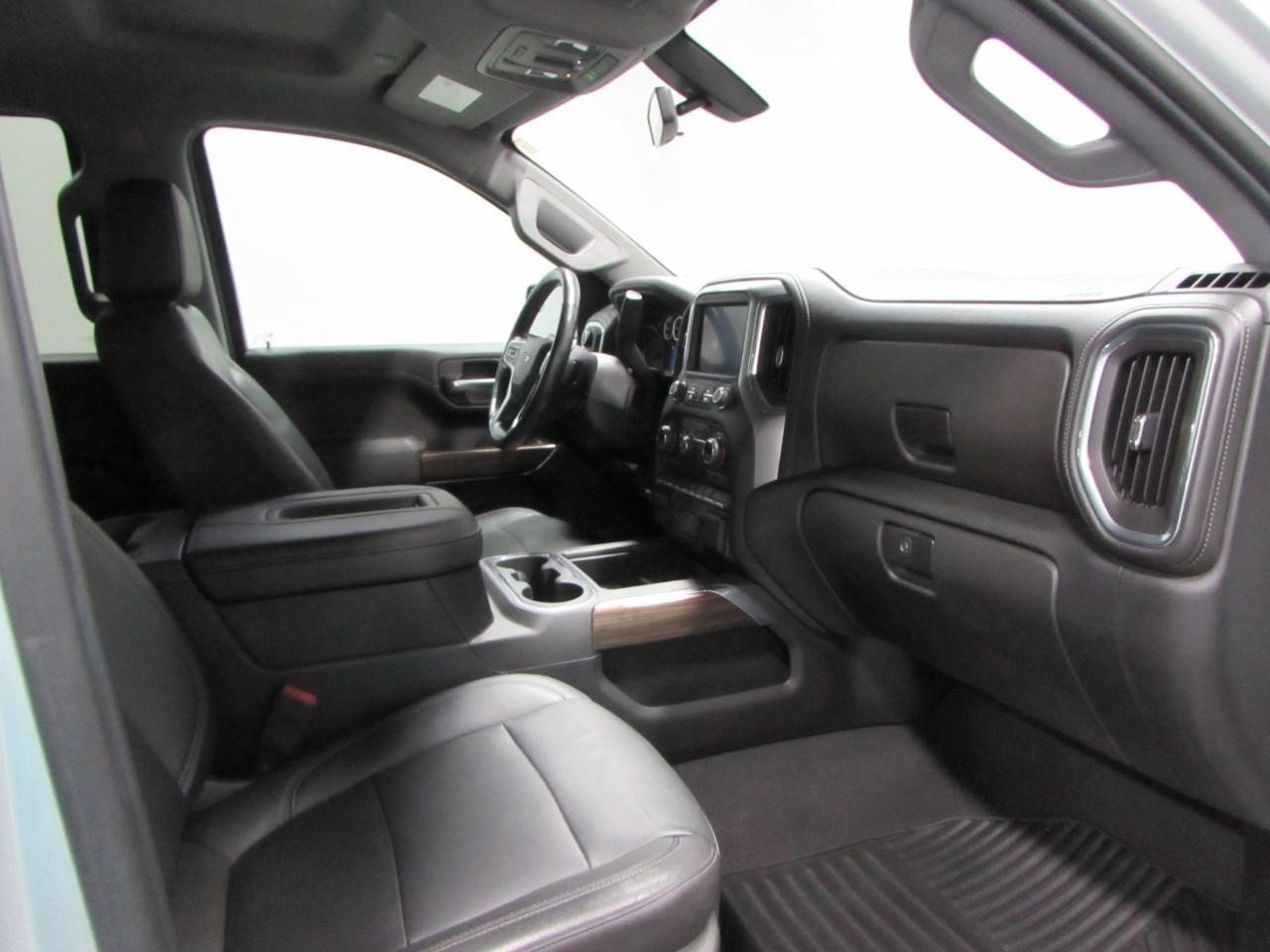 Used 2019 Chevrolet Silverado 1500 RST w/ All-Star Edition AWD/4WD image 17