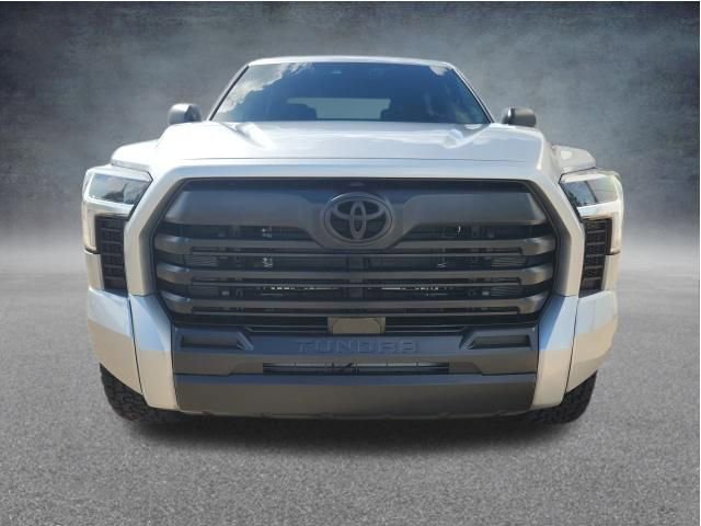 Used 2025 Toyota Tundra SR5 w/ SR5 Premium Package AWD/4WD image 3