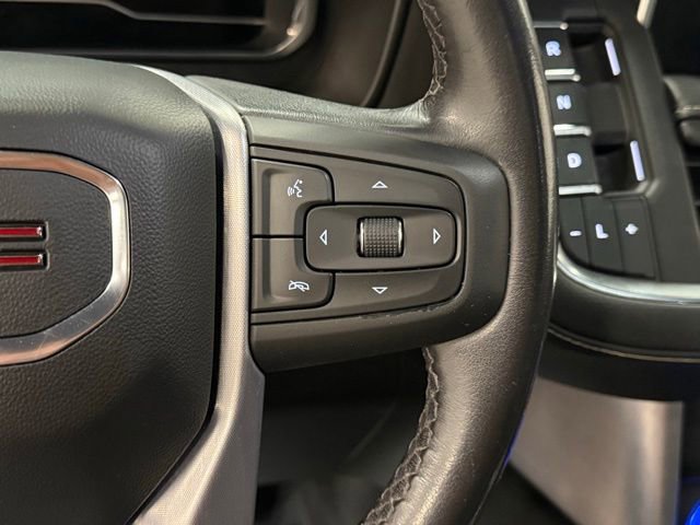 Used 2023 GMC Yukon SLT image 17