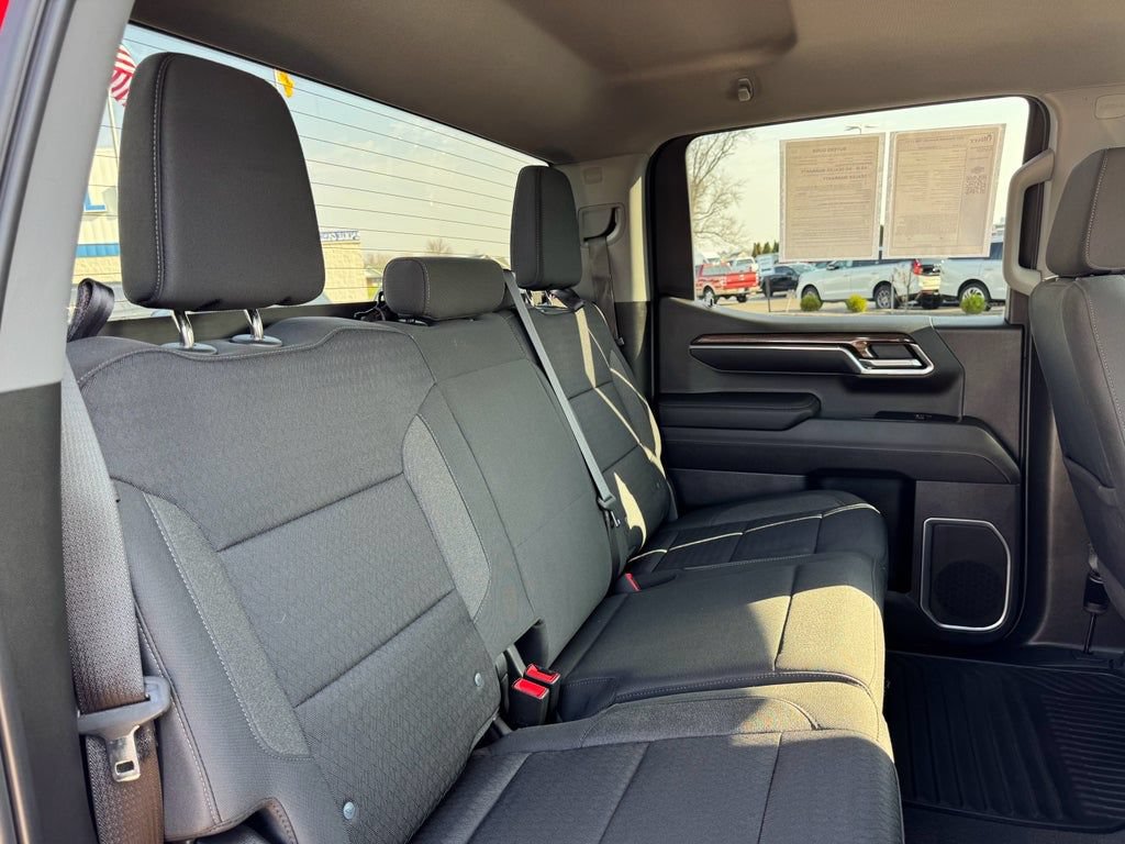 Used 2023 Chevrolet Silverado 1500 LT AWD/4WD image 20