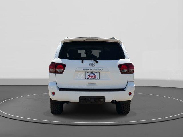 Used 2019 Toyota Sequoia SR5 AWD/4WD image 6