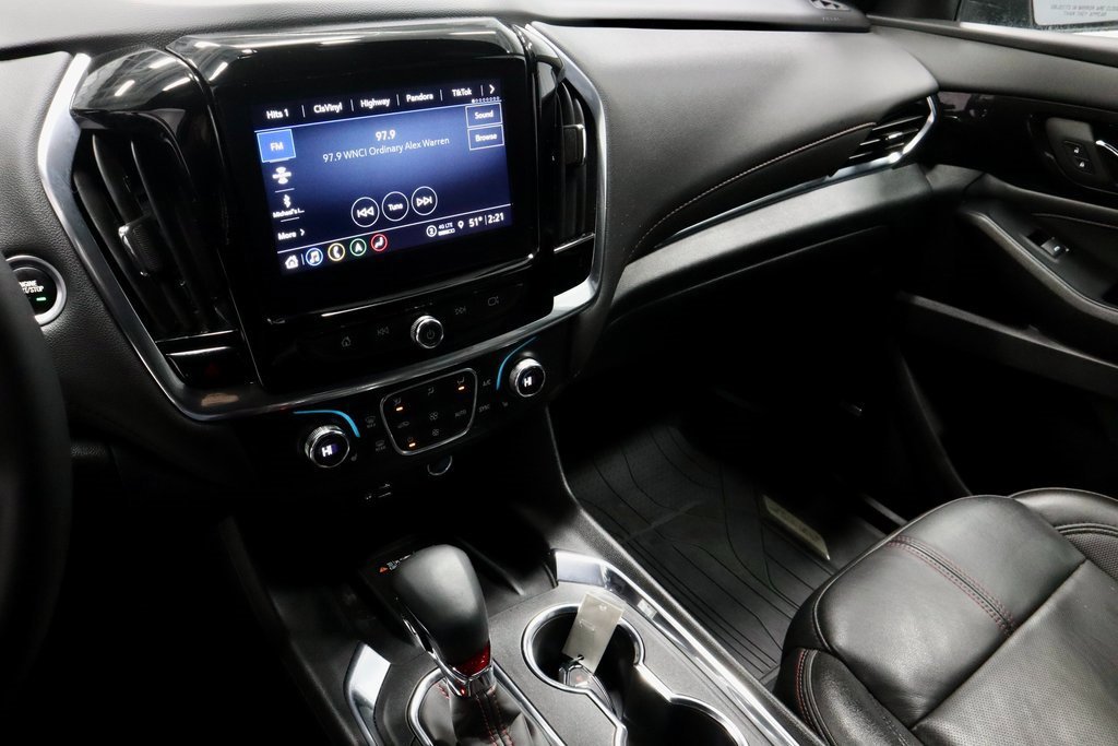 Used 2023 Chevrolet Traverse RS w/ LPO, Floor Liner Package image 30