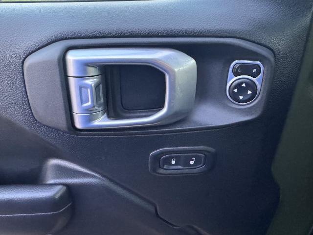 Used 2021 Jeep Wrangler Sport AWD/4WD image 14