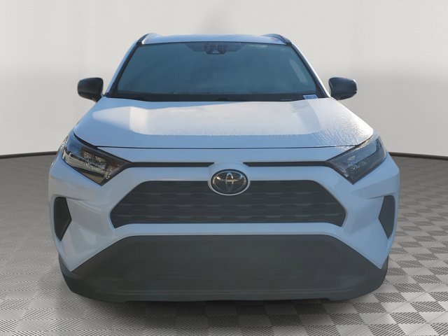Used 2019 Toyota RAV4 LE w/ Phone Cable & Charge Package image 5