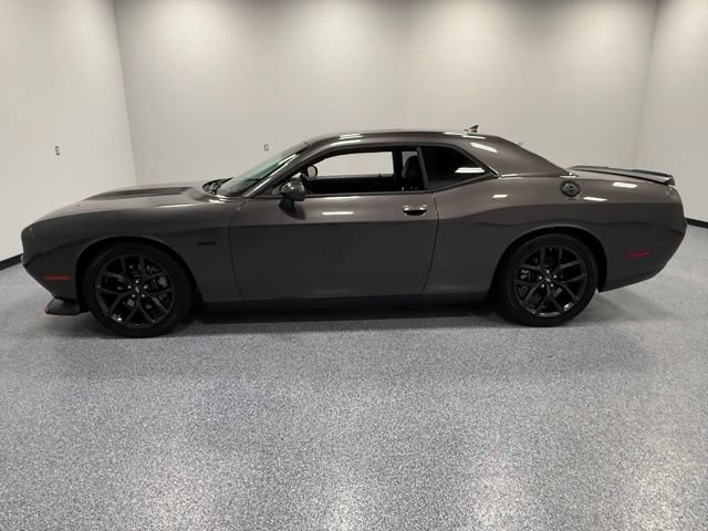 Used 2023 Dodge Challenger R/T RWD image 8