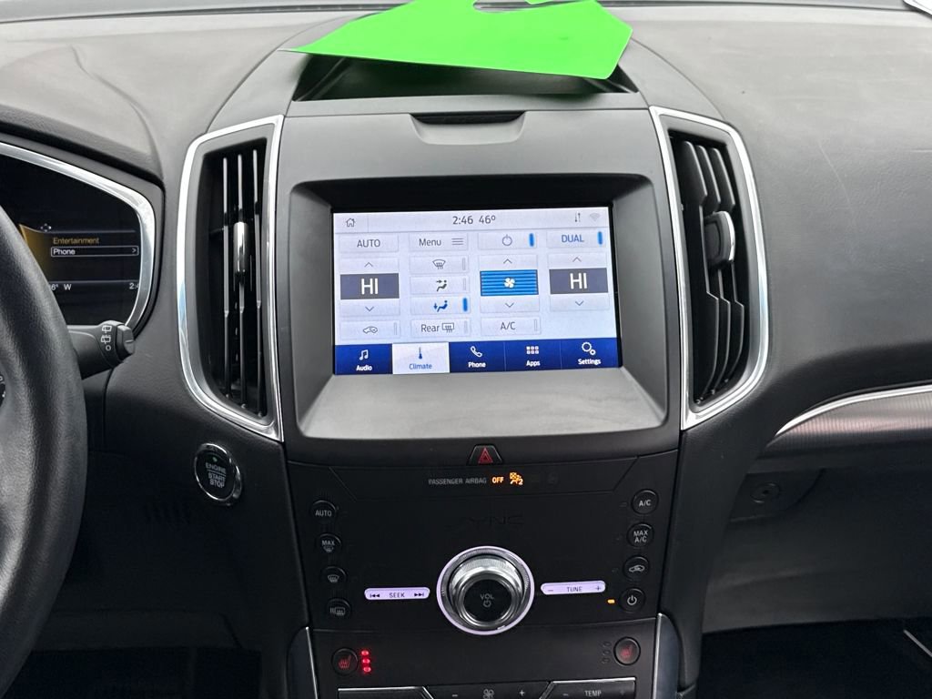 Certified 2020 Ford Edge Titanium w/ Class II Trailer Tow Package image 11