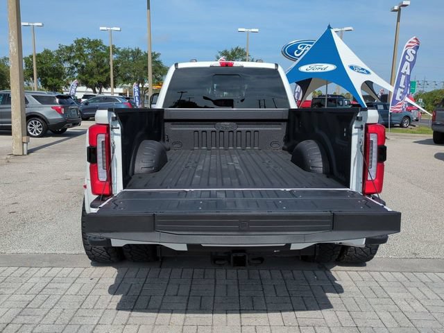 Certified 2025 Ford F350 Platinum w/ Platinum Plus Package AWD/4WD image 13