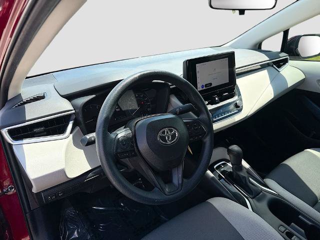 Used 2023 Toyota Corolla LE FWD image 9