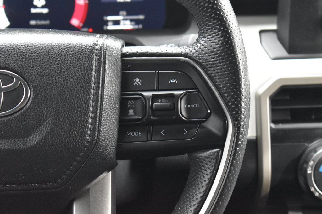 Used 2024 Toyota Tacoma TRD Off-Road AWD/4WD image 16