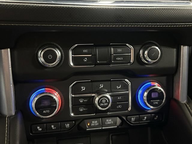 Used 2023 GMC Yukon SLT AWD/4WD image 30