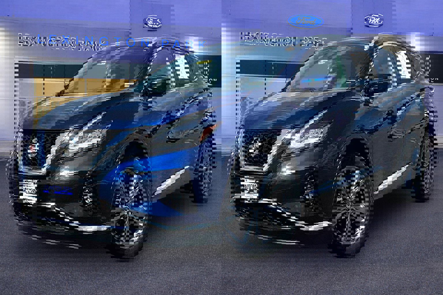 Used 2021 Nissan Murano Platinum w/ Cargo Package image 3