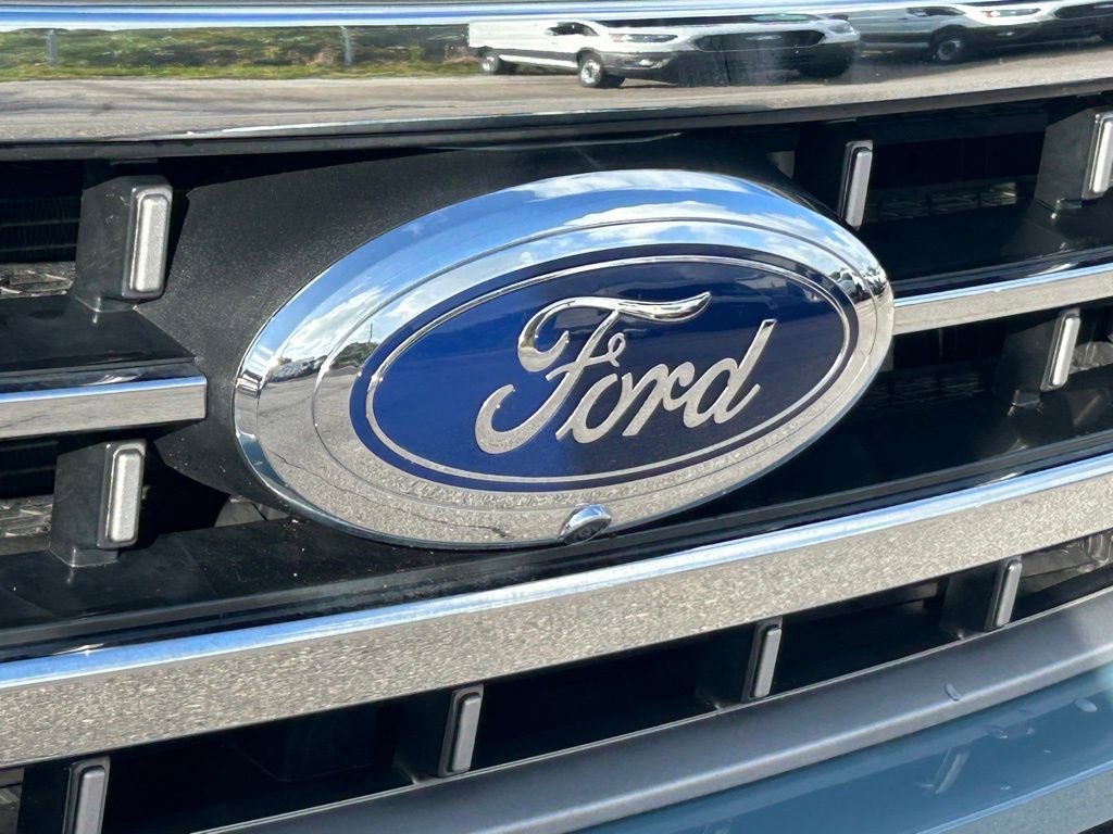 Certified 2023 Ford F150 Lariat w/ Trailer Tow Package AWD/4WD image 20