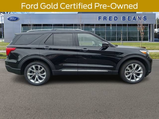 Certified 2022 Ford Explorer Platinum w/ Equipment Group 601A AWD/4WD image 9