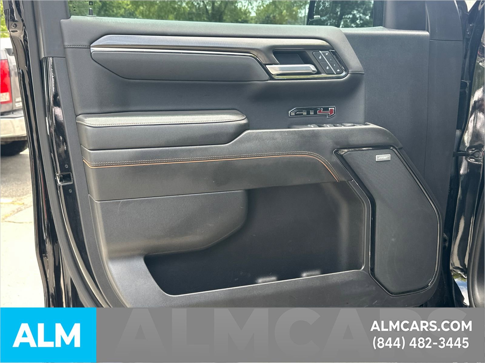 Used 2022 GMC Sierra 1500 AT4 w/ AT4 Preferred Package AWD/4WD image 11