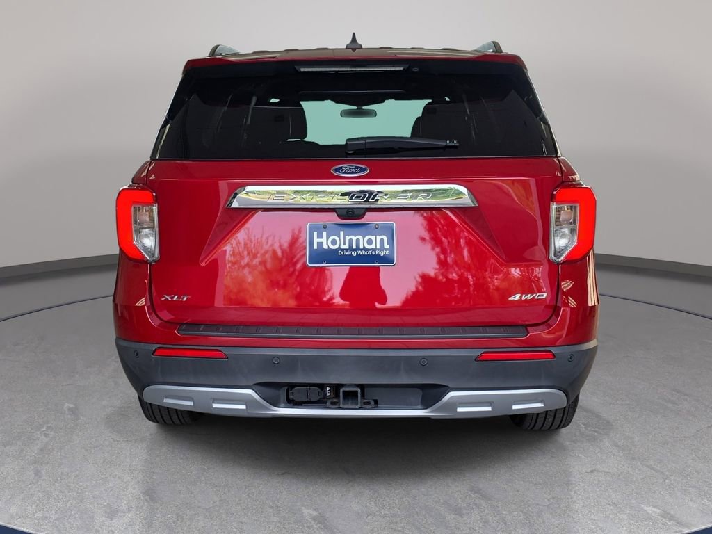 Certified 2023 Ford Explorer XLT w/ Equipment Group 202A AWD/4WD image 7