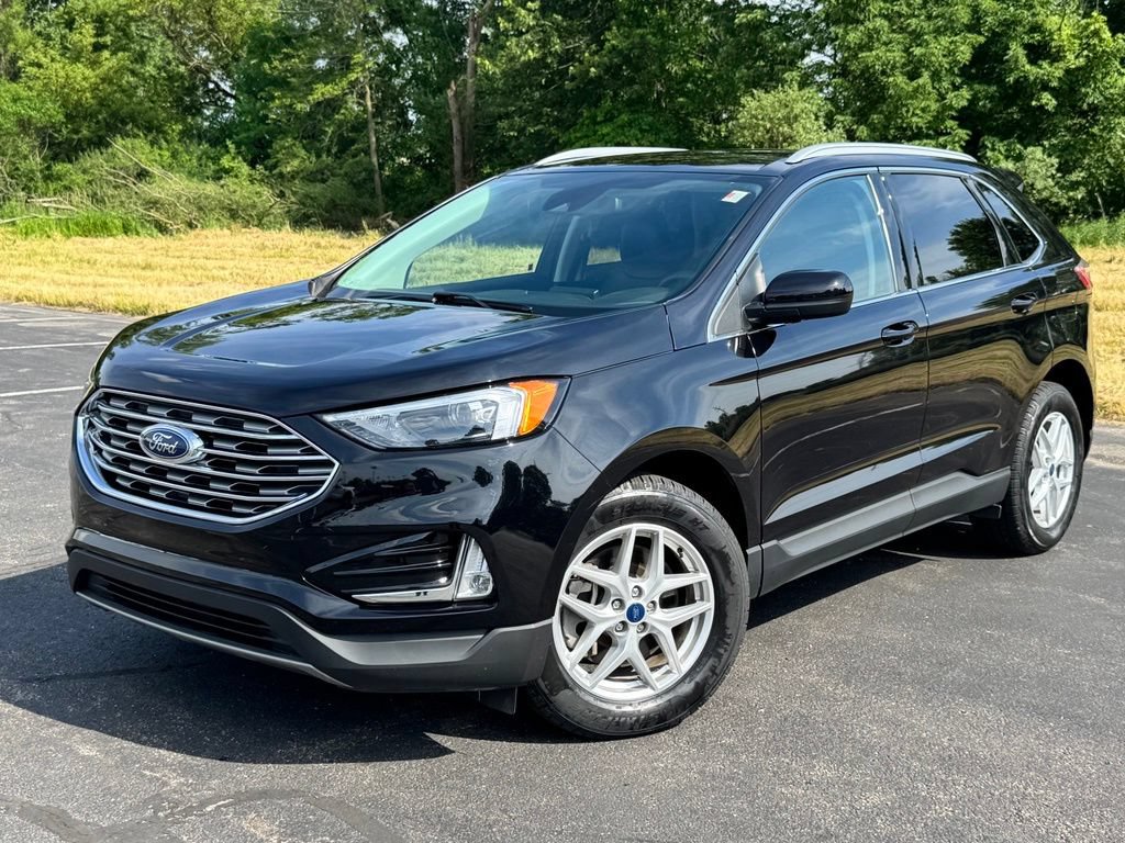 Certified 2022 Ford Edge SEL w/ Convenience Package AWD/4WD image 2