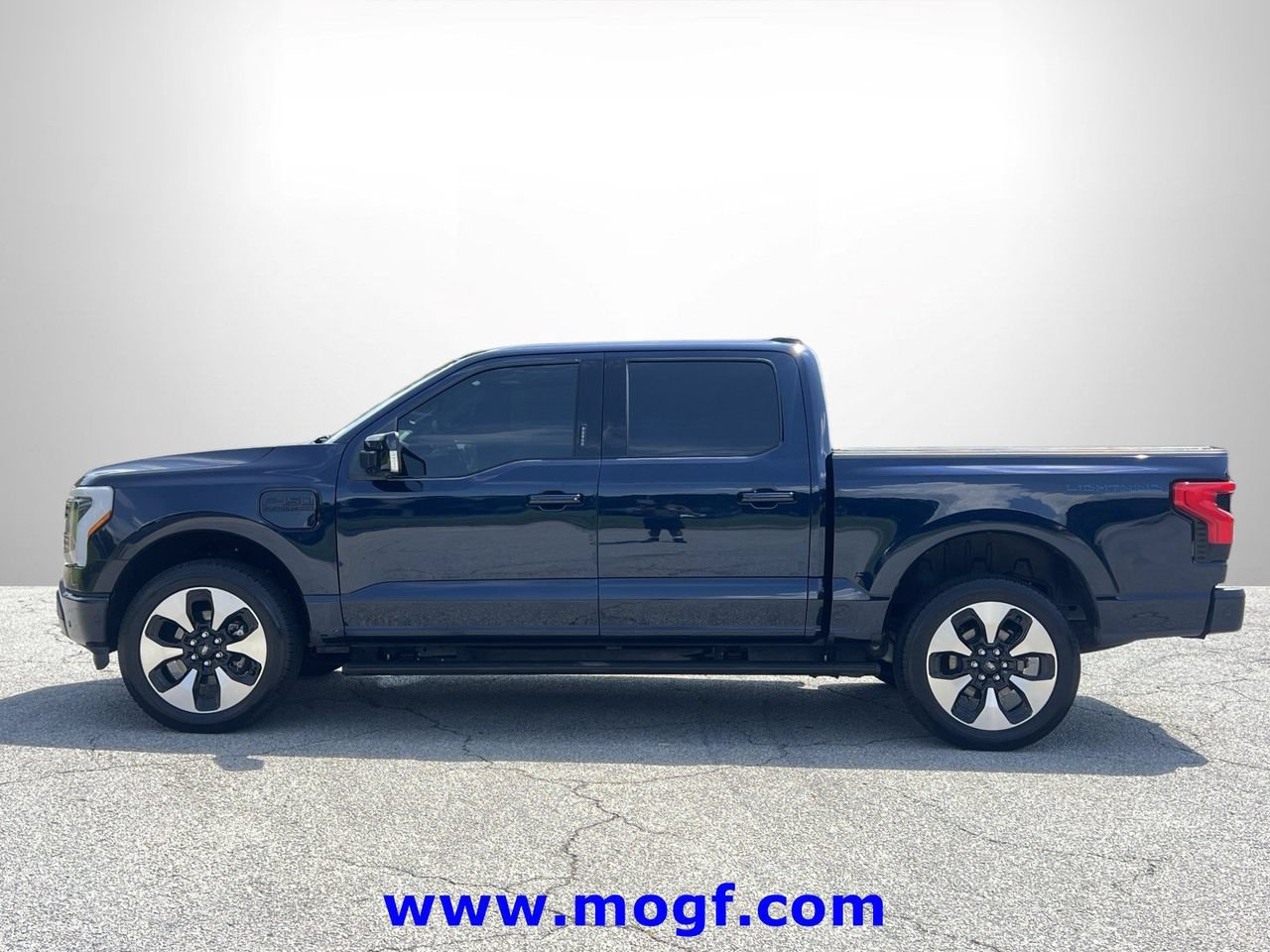 Certified 2023 Ford F150 Lightning Platinum AWD/4WD image 27