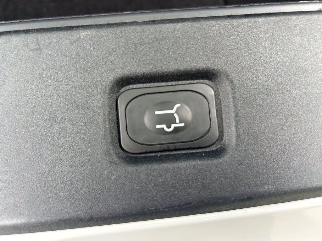 Certified 2025 Ford Expedition Active AWD/4WD image 21