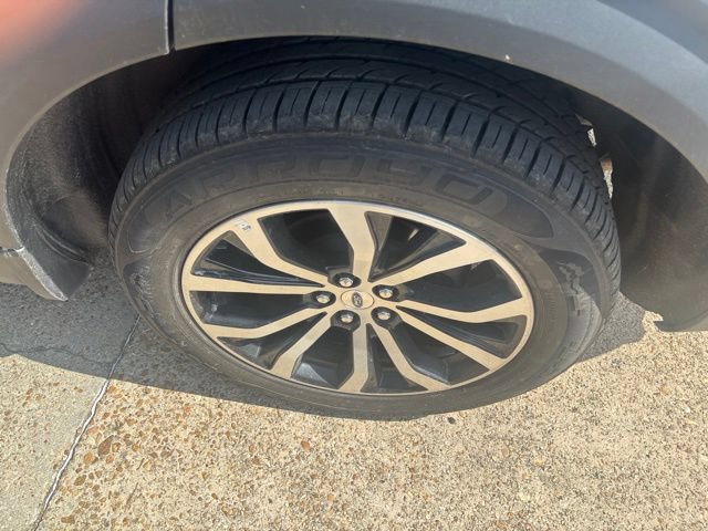 Certified 2025 Ford Explorer ST-Line AWD/4WD image 11