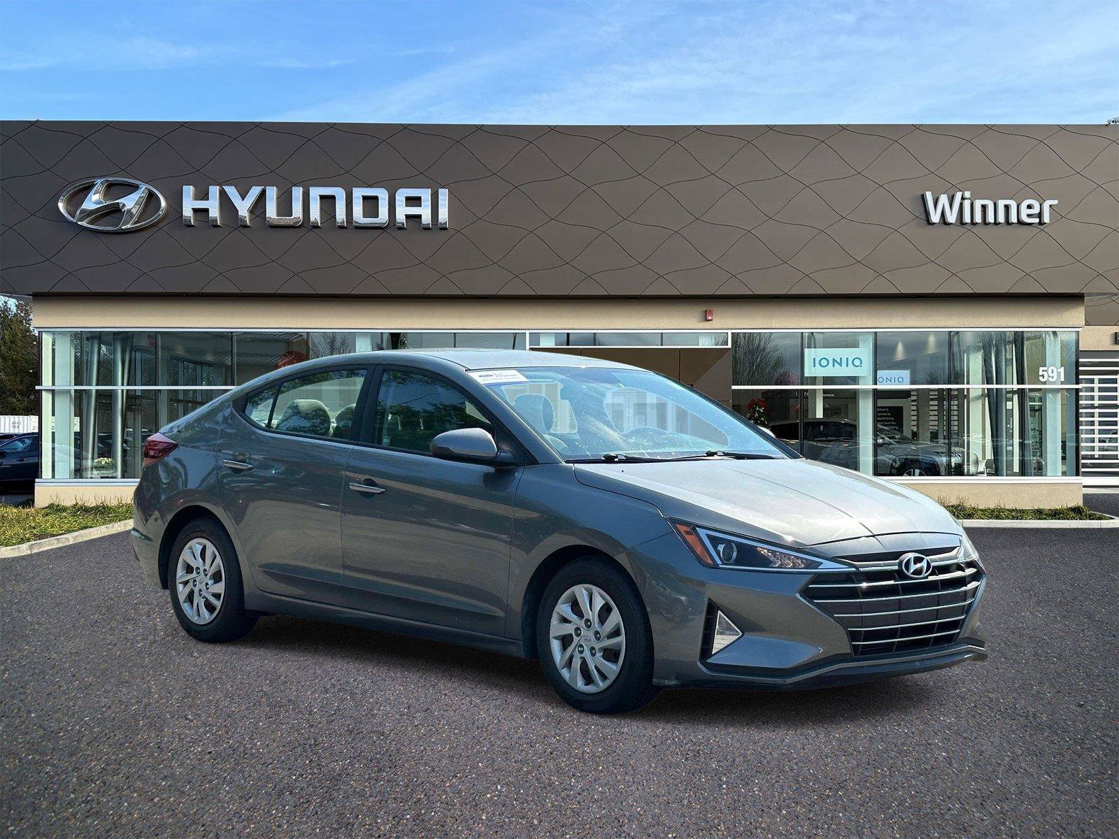 Used 2019 Hyundai Elantra SE FWD image 5