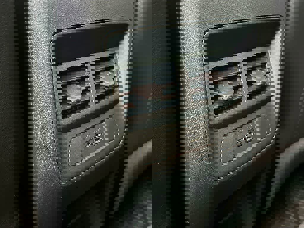 Used 2023 GMC Canyon Elevation w/ Elevation Premium Package image 13